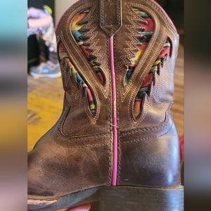 Size 11 girls Ariat boots